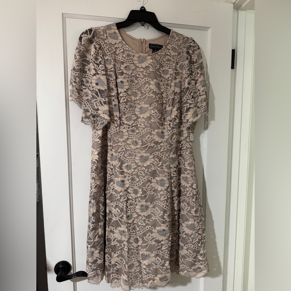 Jessica Howard Beige Lace Short Sleeve Dress